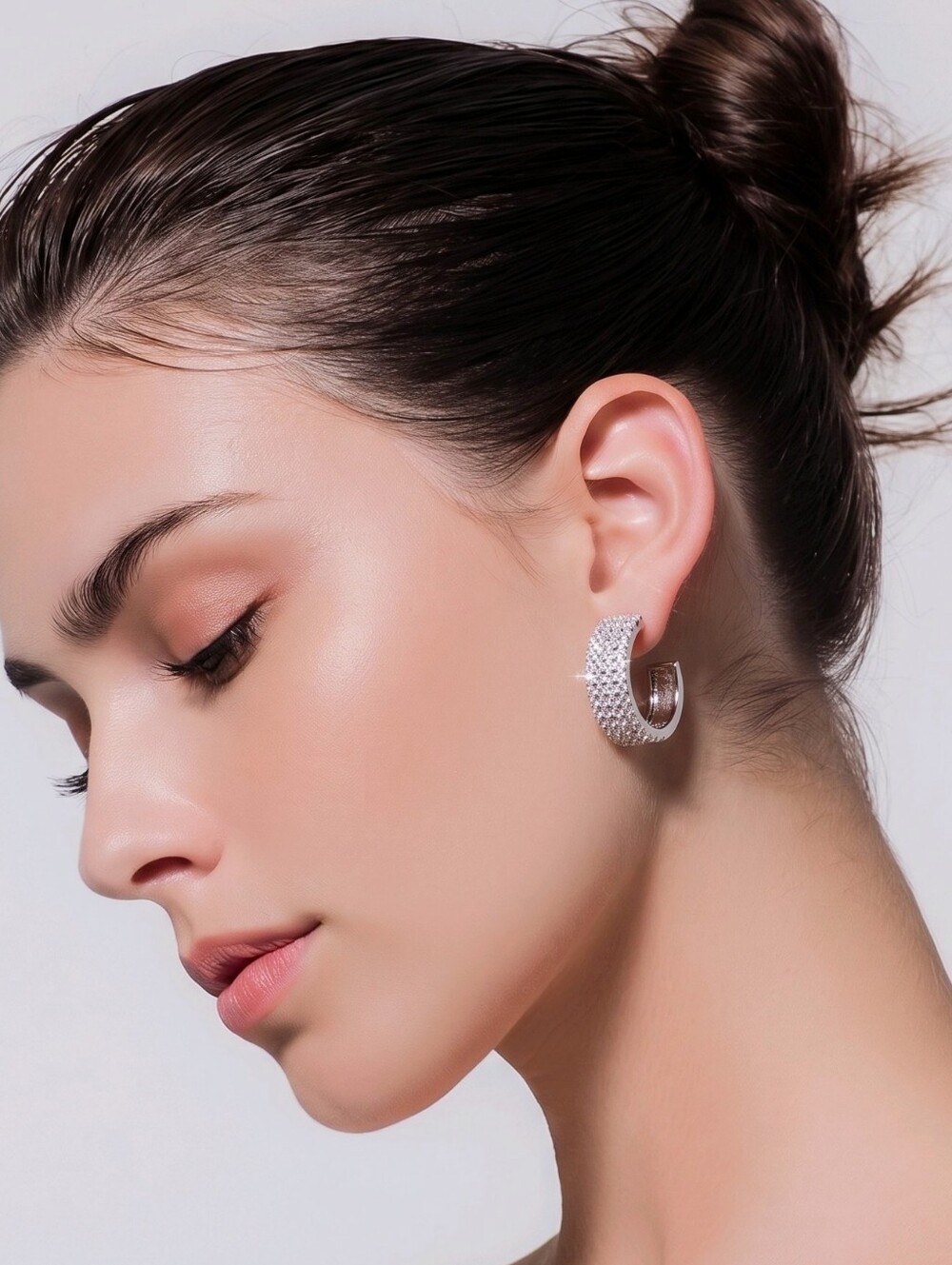Exquisits White Sapphire J Hoop Earrings Sterling Silver Rhodium Cluster 1.35ctw - Picture 4 of 11